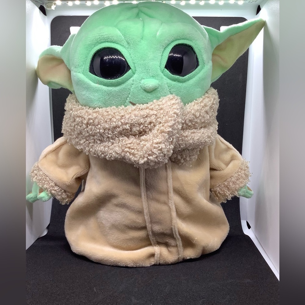 Mattel Star Wars Baby Yoda The Madalorian Grogu The Child Plush Stuffed Animal